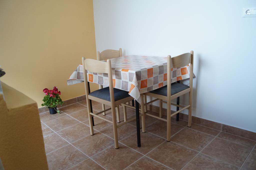 Studio Apartments Marija With Private Parking 마카르스카 외부 사진